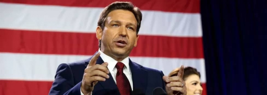 DONALD TRUMP'S MAIN RIVAL   AT THE REPUBLICAN PRIMARIES FOR 2024 ELECTION DE SANTIS LAUNCH CAMPAIGN AMID HITCHES.