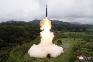 BIDEN SENT NUCLEAR SUBMARINE TO SOUTH KOREA