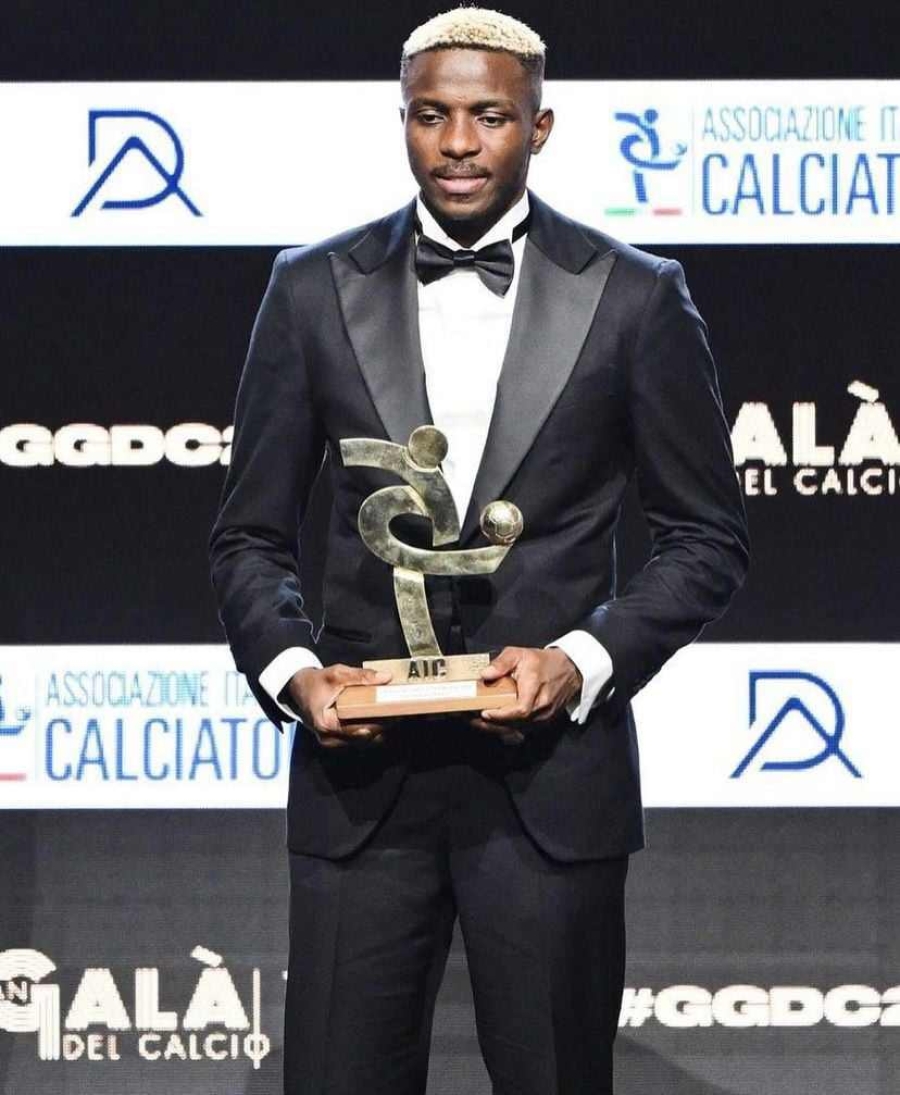 OSIMHEN WINS ITALIAN FOOTBALLER OF THE YEAR