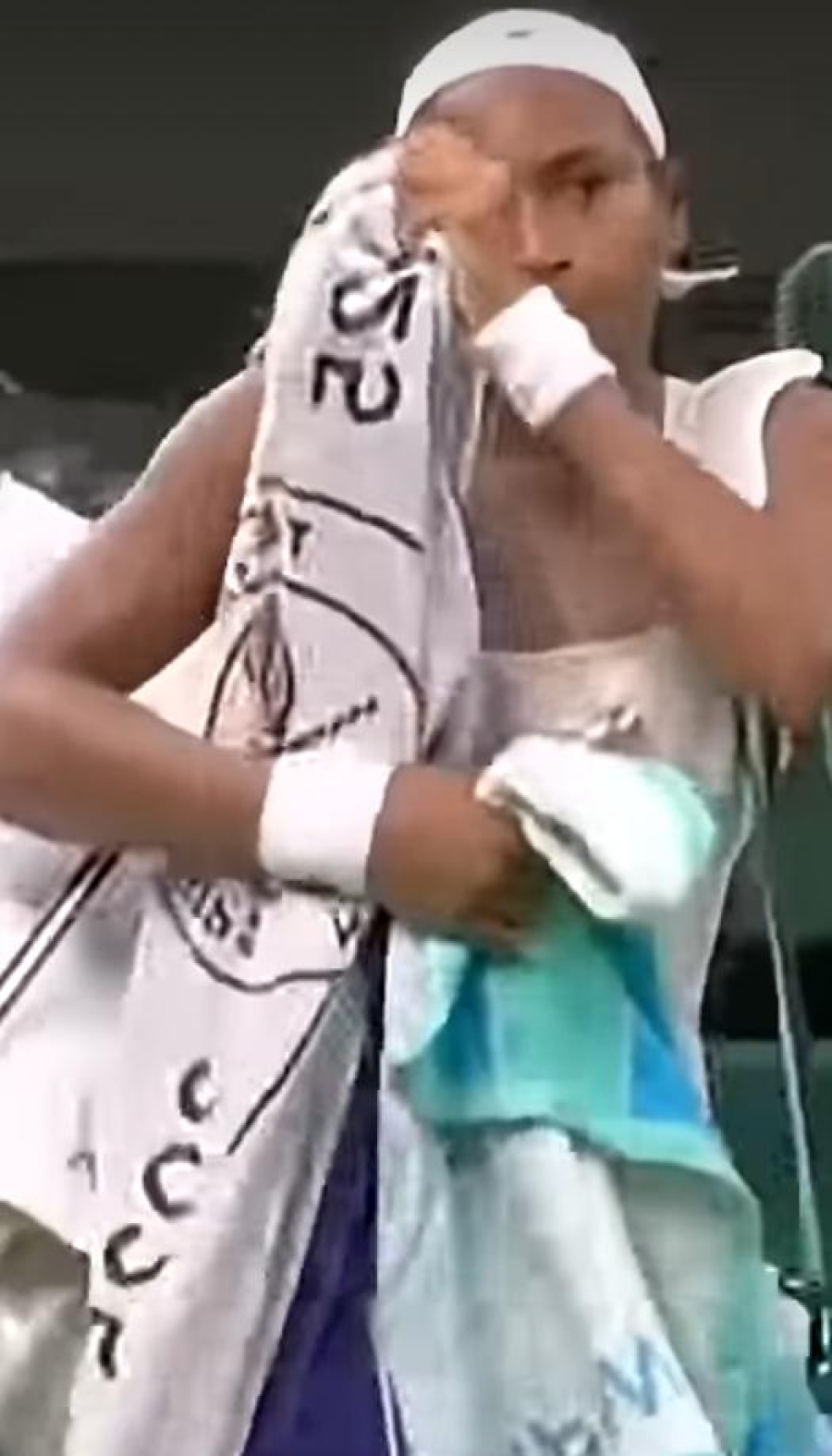 COCO GAUFF RESPONSE TO BACKLASH OVER HER HAIR DO SAYS IT ALL